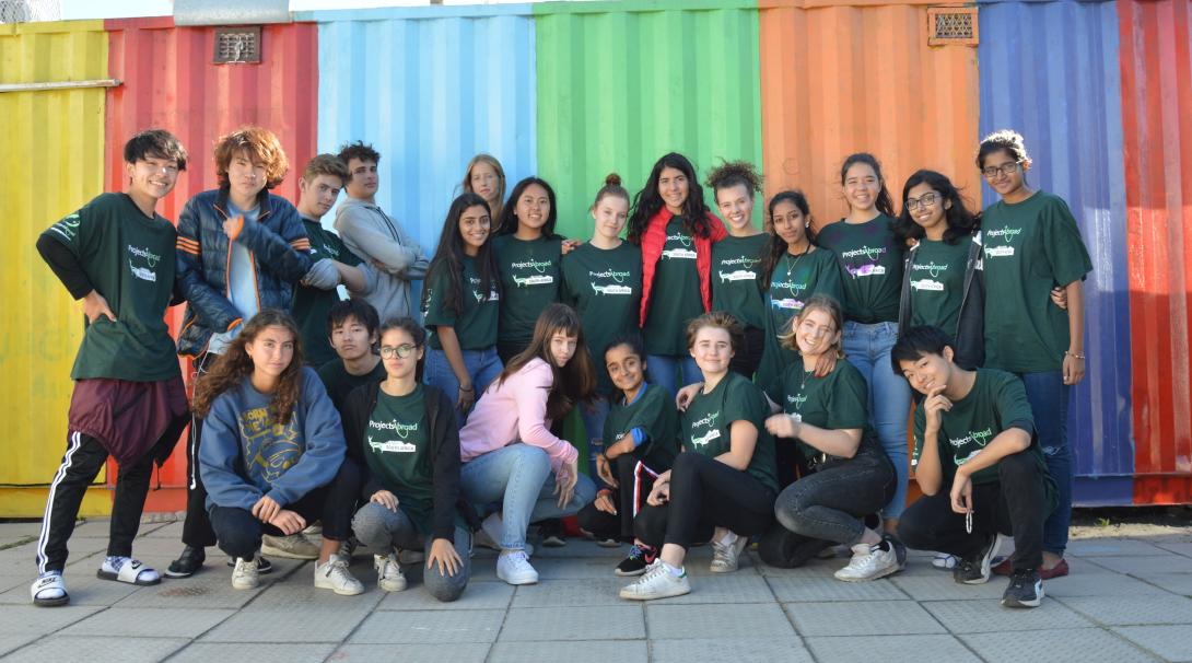 Teenage volunteers enjoy their group trip through South Africa. High School Special volunteers take group photo at their Childcare placement in South Africa.